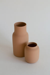 Amora Ceramic Vase - H+E Goods Company