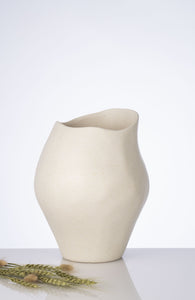 Mosco Cream Vase - H+E Goods Company