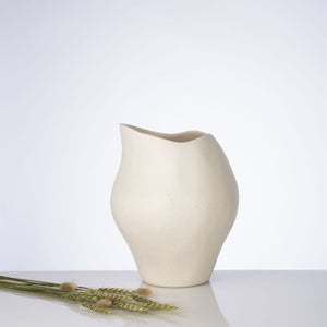Mosco Cream Vase - H+E Goods Company