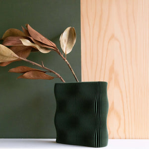 Wave Vase - Green - H+E Goods Company