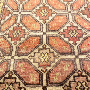 Close-up view of Banaz Vintage Oushak Rug - H+E Goods Company